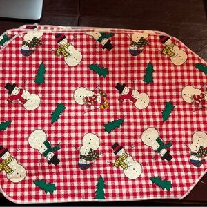 Christmas set of 6 NWOT Snowman with red checkered placemats